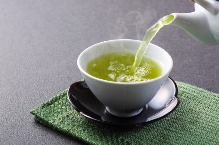 緑茶でがんが予防できる！？緑茶の効能のウソ・ホント